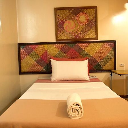 Отель Bahay Ni Tuding - House Of Tuding Davao Экстерьер фото