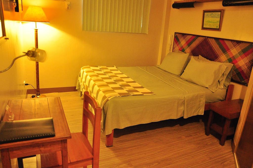 Отель Bahay Ni Tuding - House Of Tuding Davao Экстерьер фото