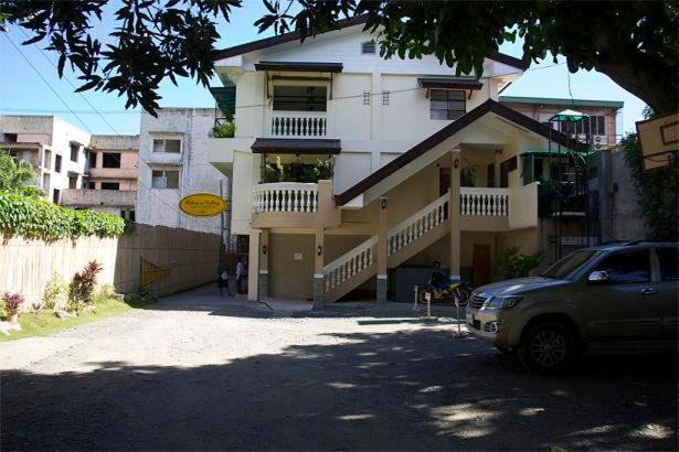 Отель Bahay Ni Tuding - House Of Tuding Davao Экстерьер фото