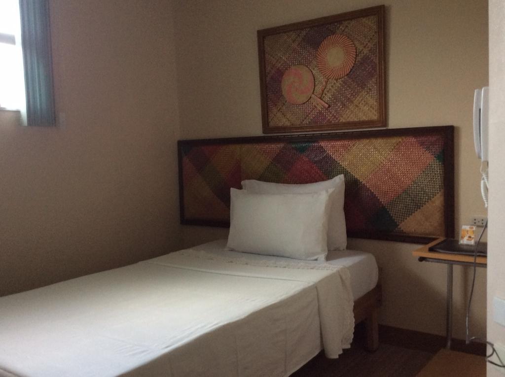 Отель Bahay Ni Tuding - House Of Tuding Davao Экстерьер фото
