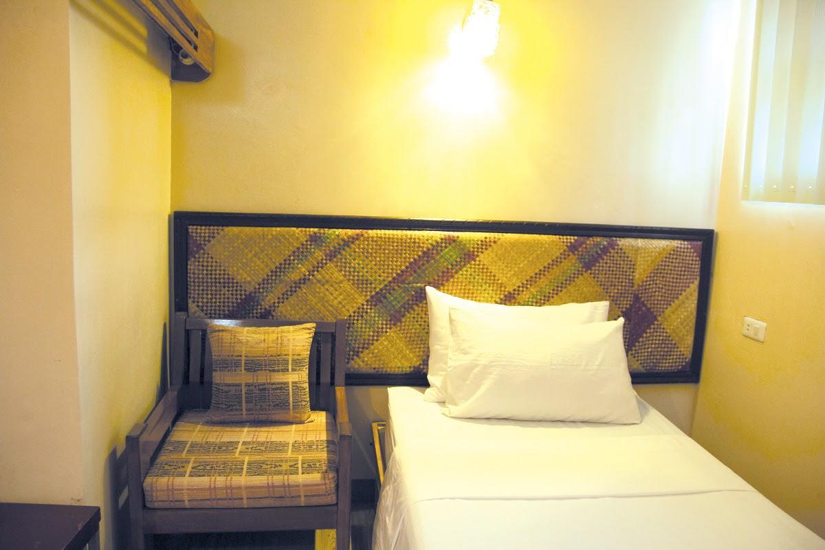 Отель Bahay Ni Tuding - House Of Tuding Davao Экстерьер фото